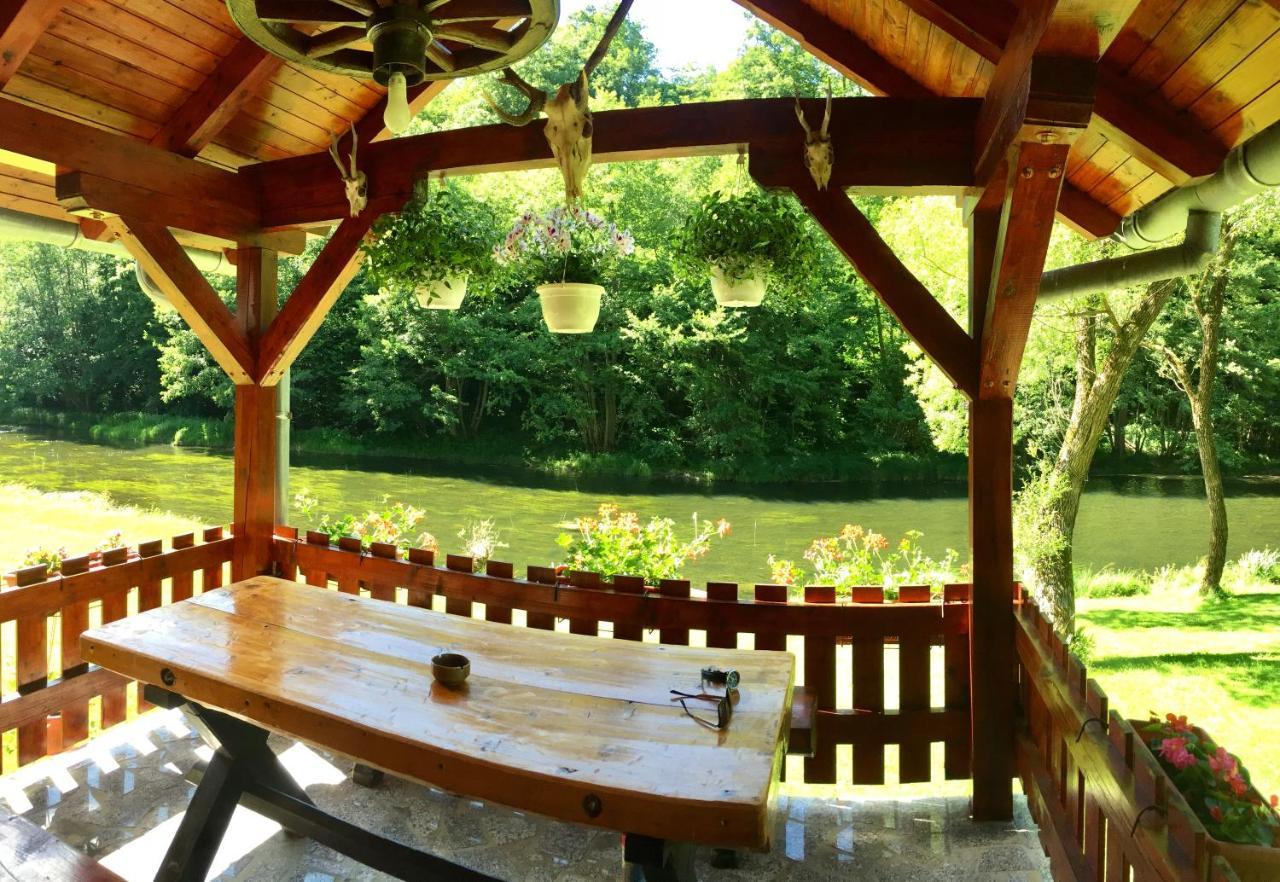 סלוניי Holiday Home Radocaj מראה חיצוני תמונה